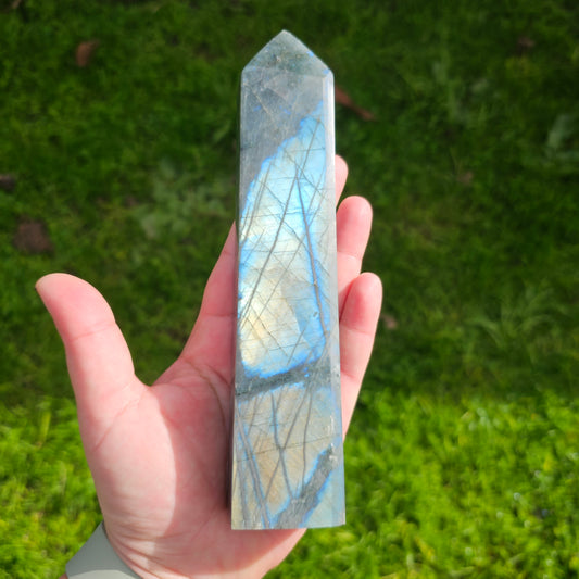 High silver blue flash Labradorite tower 1 Approx. 18.7 x 4 x 2.5  Approx. 432g | Birthday Gifts, Anniversary Gifts, Valentine's Day, Christmas, Easter, Eid, Mother's Day, Diwali, Hannukah, Women's, Girl's, Gifts for her, Gifts for Girlfriend, Gifts for Mom, Gifts for Mum, Gifts for Friend, Handmade Gifts, Handmade Jewelry, New Year's Eve, Graduation, Boho, Hippie, Minimalist, Gemstone, Crystal, Crystal Healing