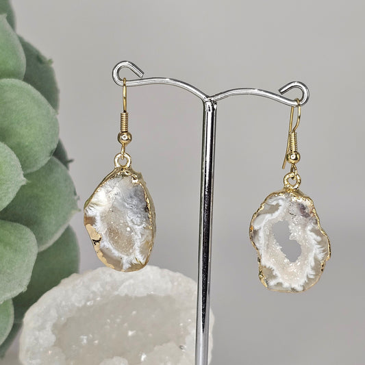 Druzy Agate slice 18k gold plated earrings with hypo-allergenic ear wires.