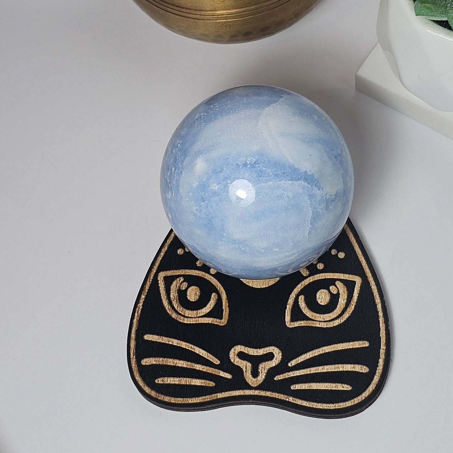 Planchette Cat Wood Sphere Stand