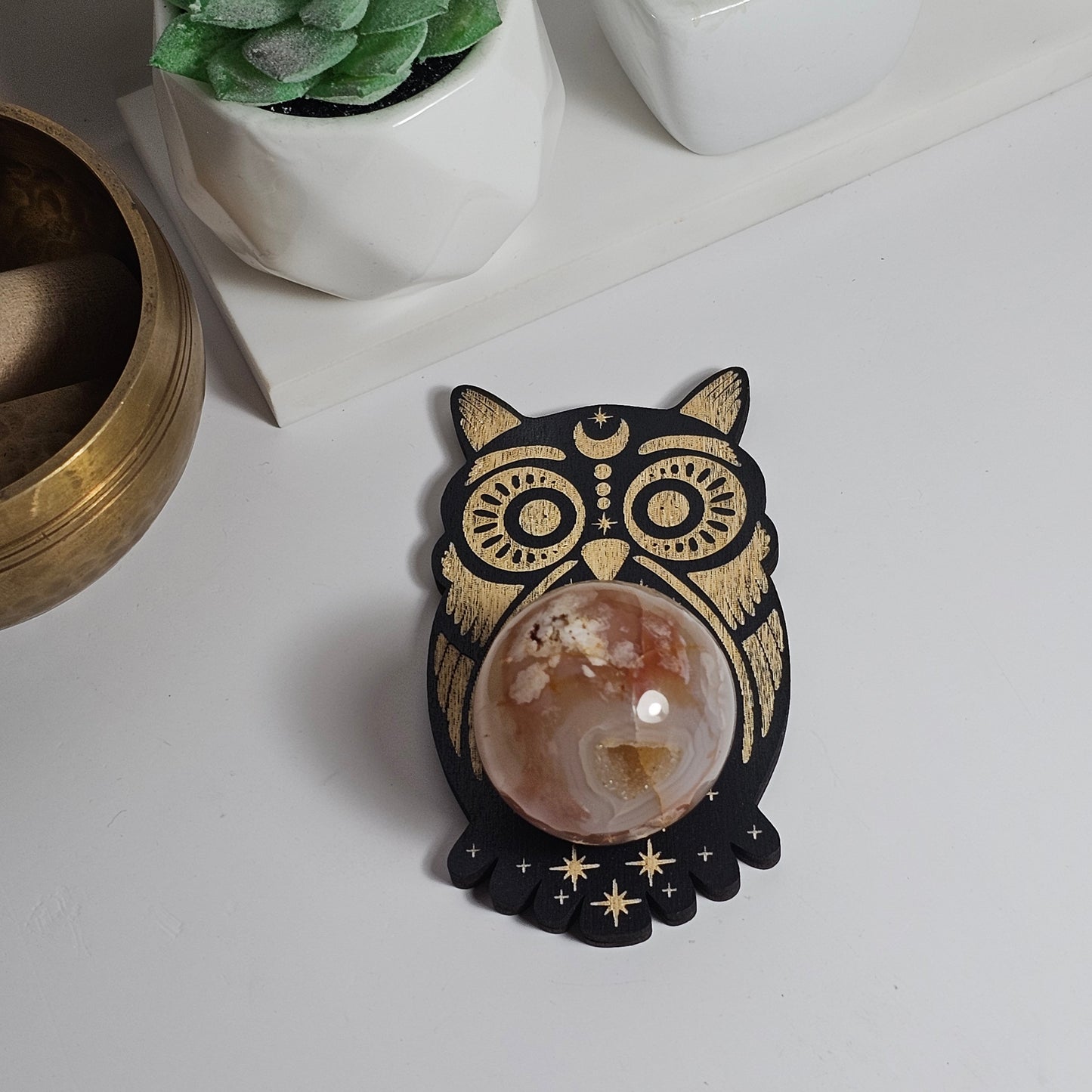 Owl Wood Sphere Stand