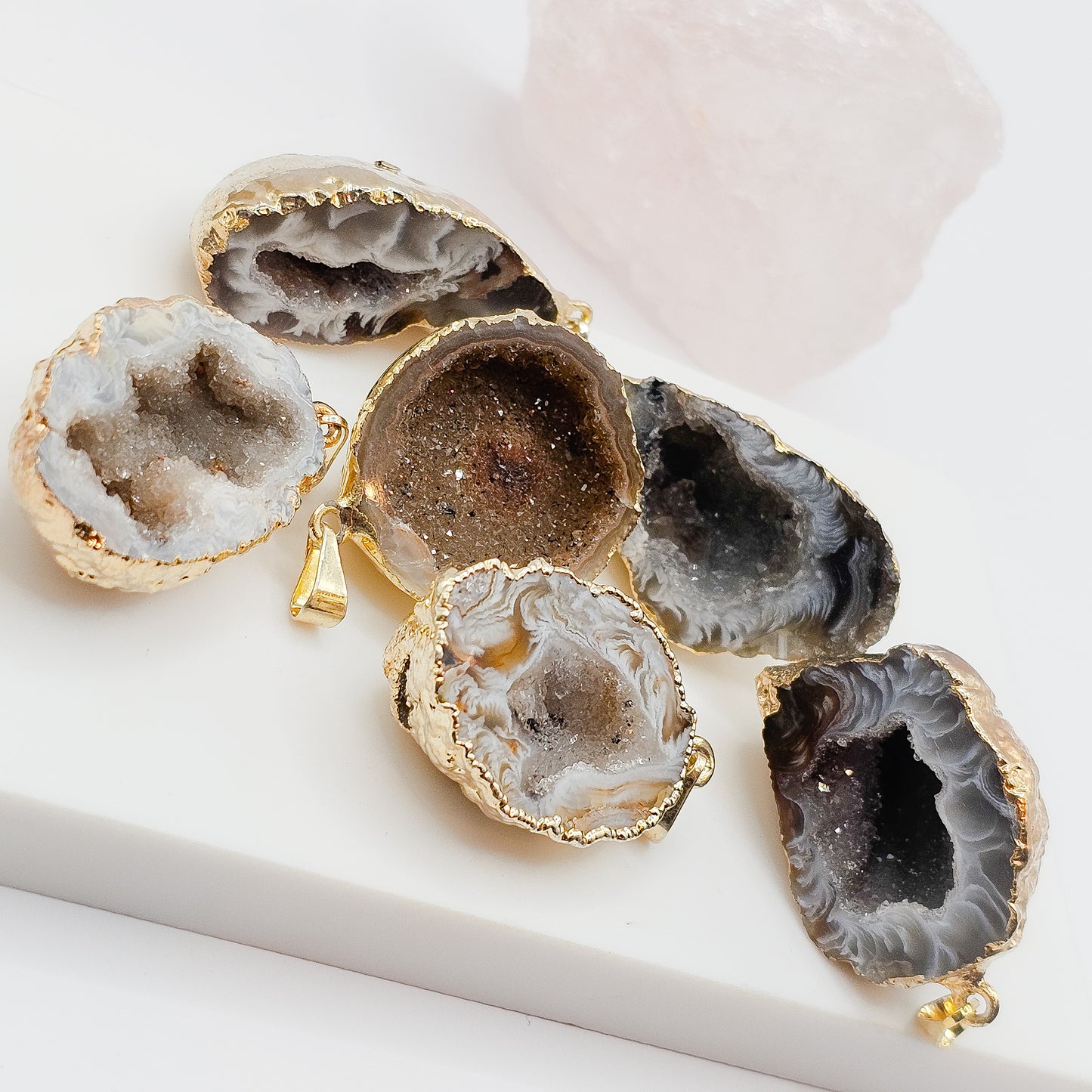 18k gold plated Agate Geode pendant | gemstone jewellery, xmas gift, christmas gift, gift for women, crystal gift, birthday gift, gemstone jewellery Australia, crystals Australia