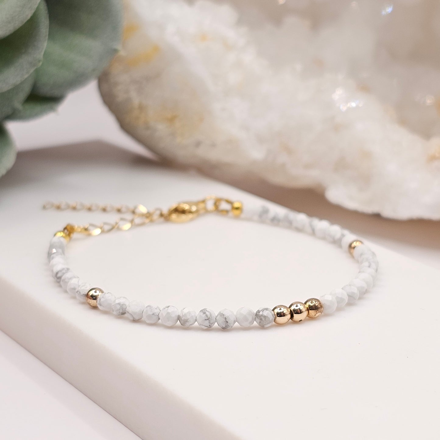 Howlite and Hematite bracelet -  Gemstone Jewellery