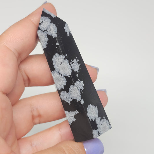 Snowflake Obsidian Tower | D