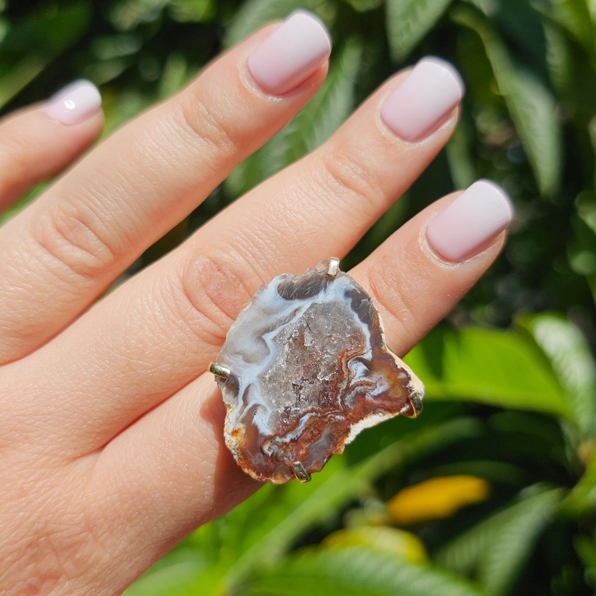 Brazilian Agate Ring - adjustable 18k gold plated | crystal ring, unique jewellery, unique ring, agate jewellery, gift for women, ring for women, jewellery for women, boho, bohemian jewellery, hippie, natural gemstone, birthday gift