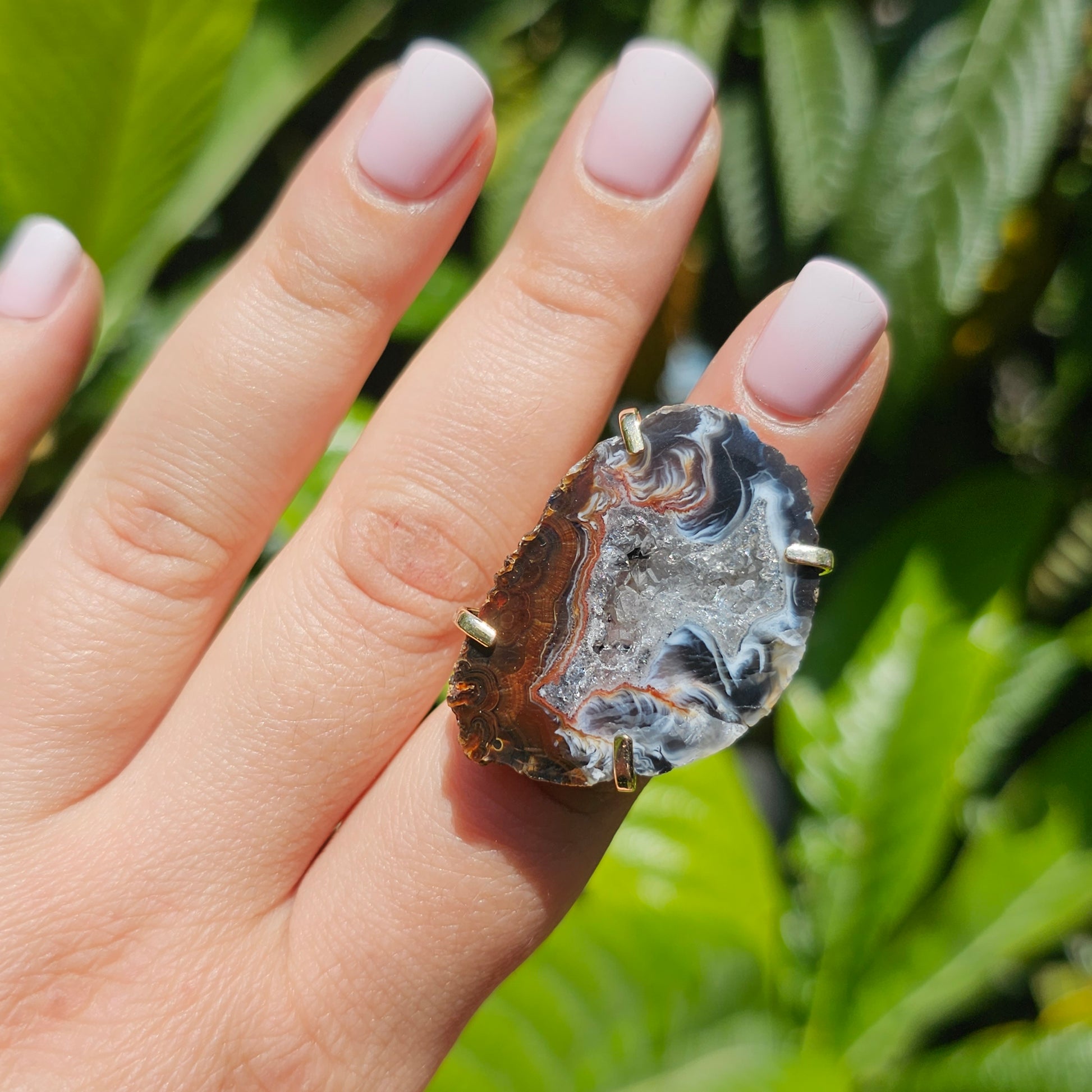 Brazilian Agate Ring - adjustable 18k gold plated | crystal ring, unique jewellery, unique ring, agate jewellery, gift for women, ring for women, jewellery for women, boho, bohemian jewellery, hippie, natural gemstone, birthday gift