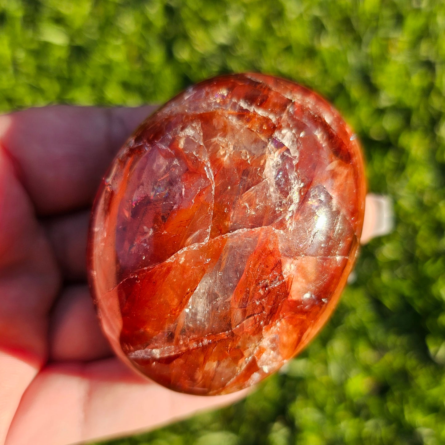 Fire Quartz/Red Hematoid Quartz/Ferruginous Quartz Palm Stone (D)