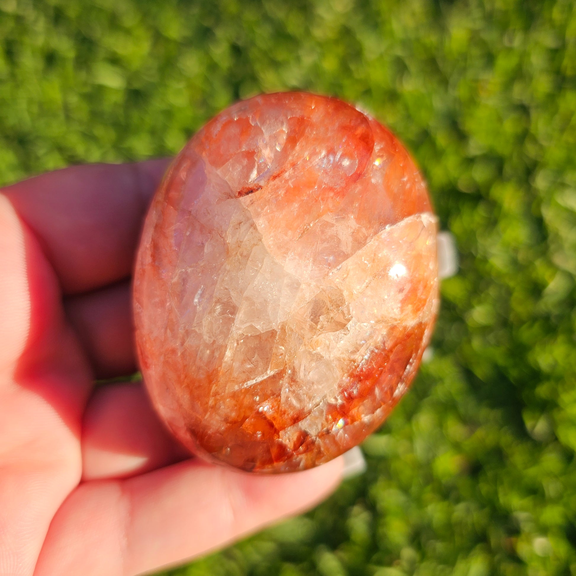 Fire Quartz/Red Hematoid Quartz/Ferruginous Quartz Palm Stone (D)