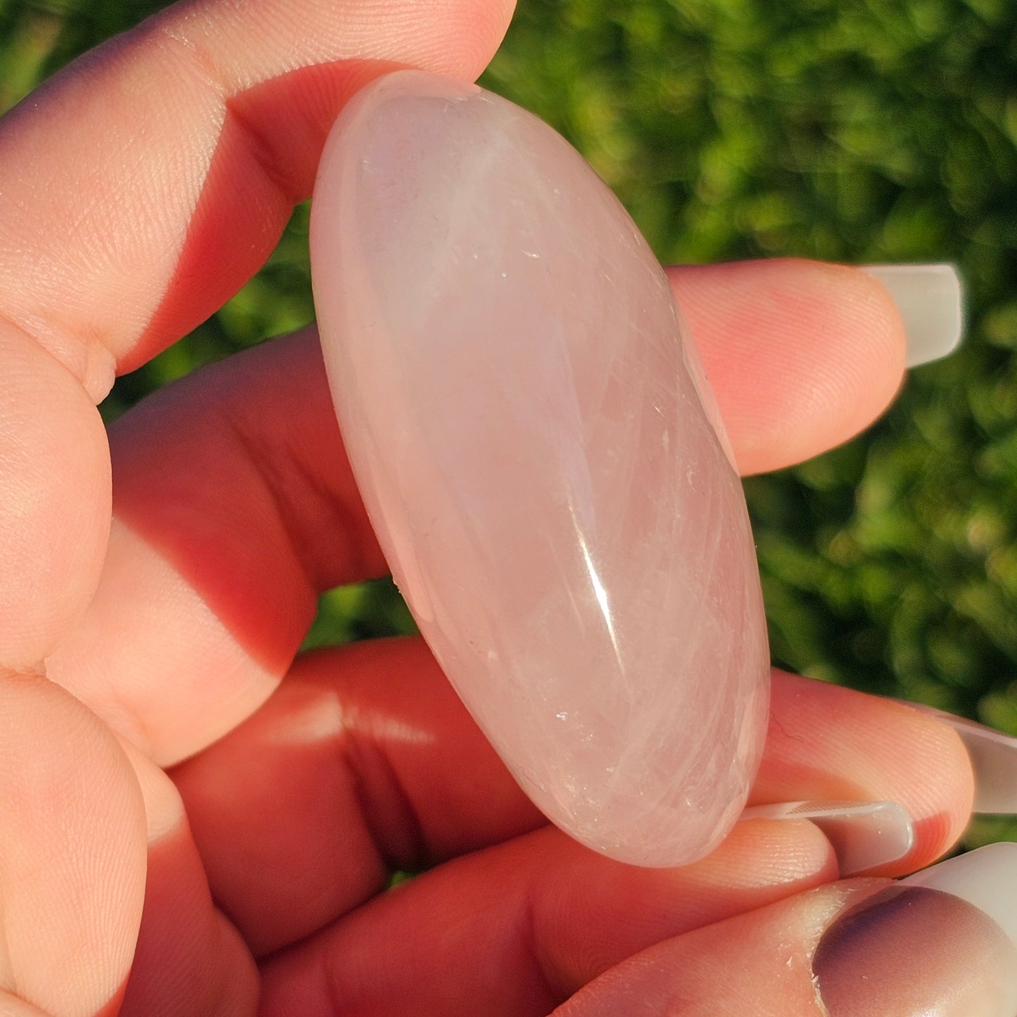 Rose Quartz Palm Stone (D)