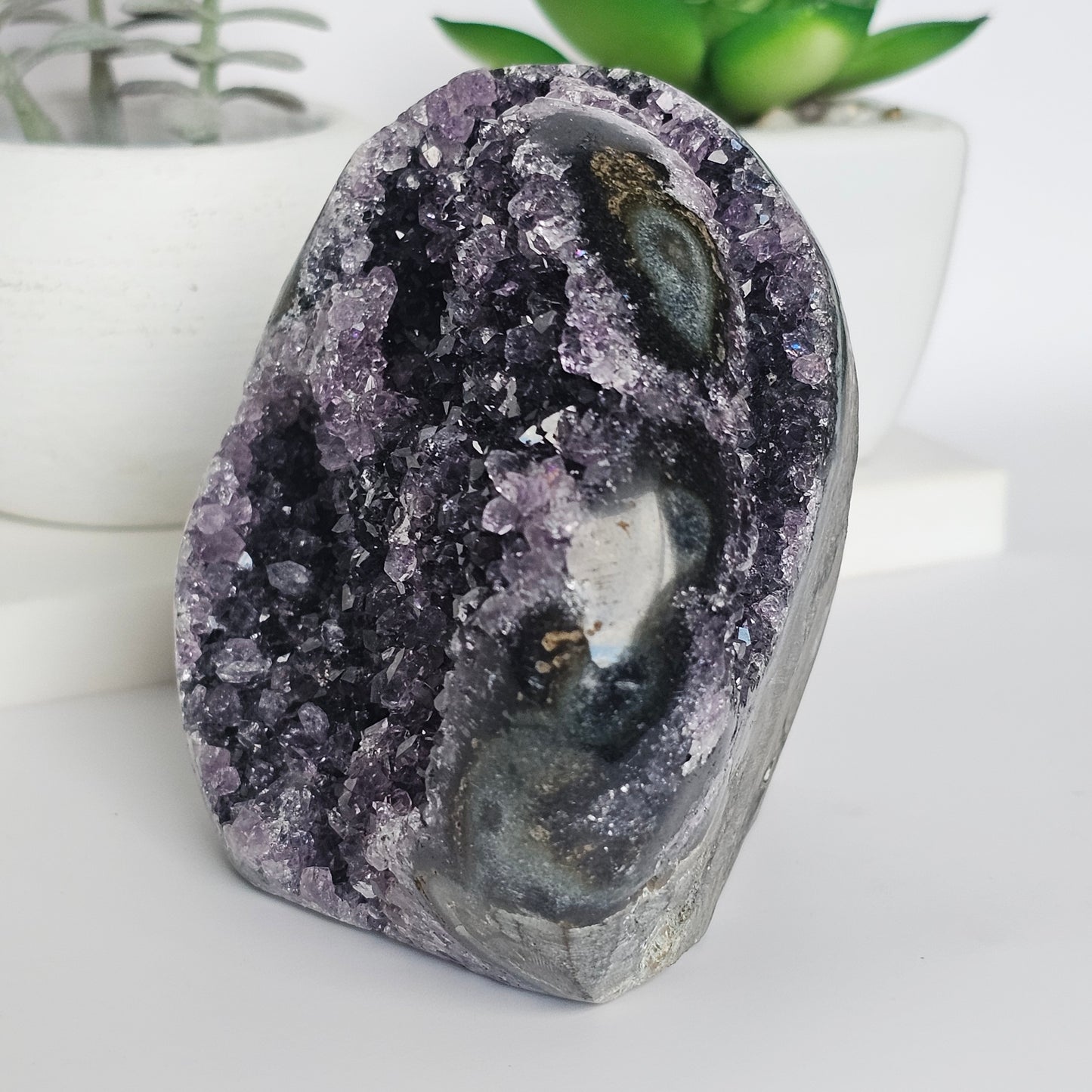 A stunning Uruguay Amethyst free form in a deep purple hue.