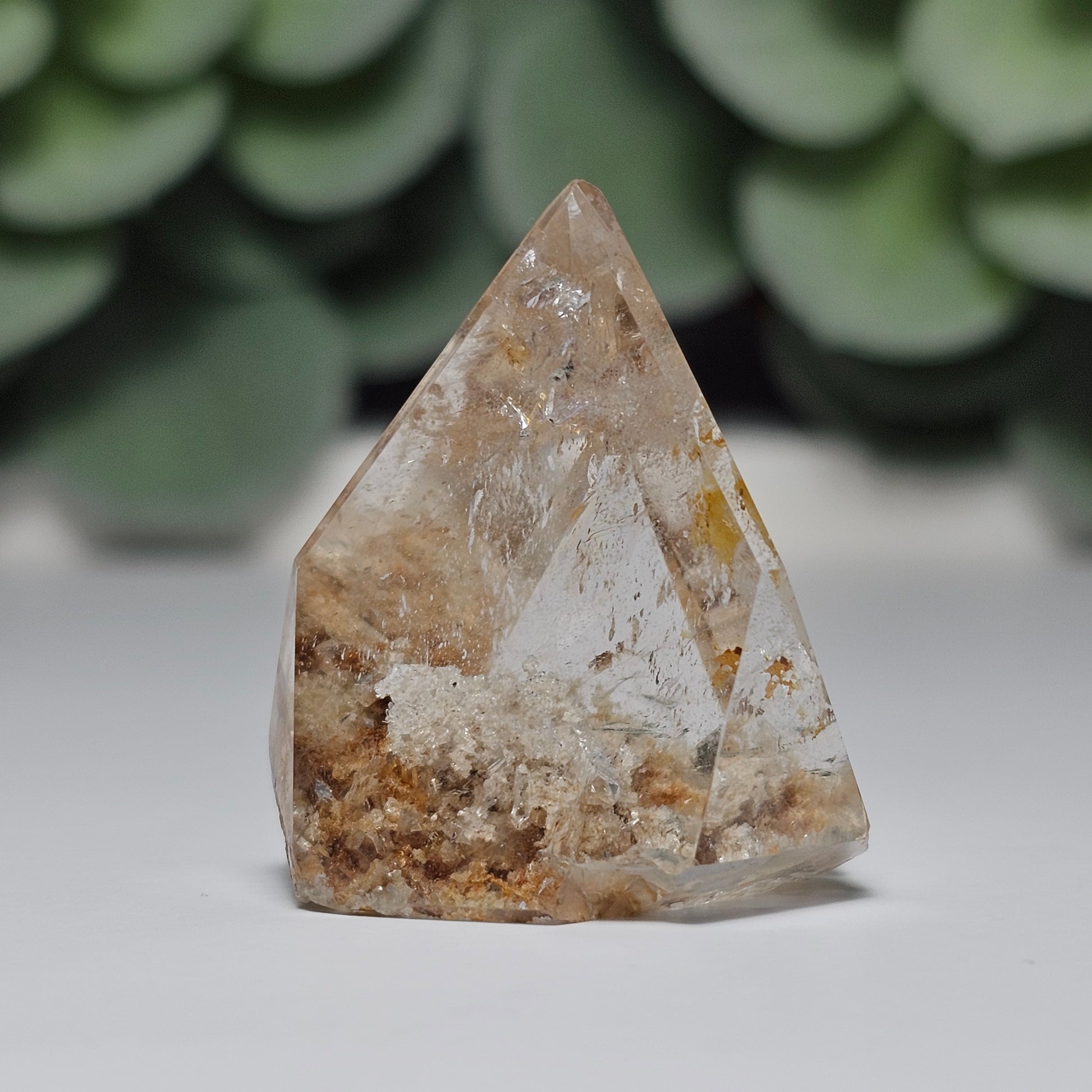 High Quality Garden Quartz Freeform With Imprint (GE)