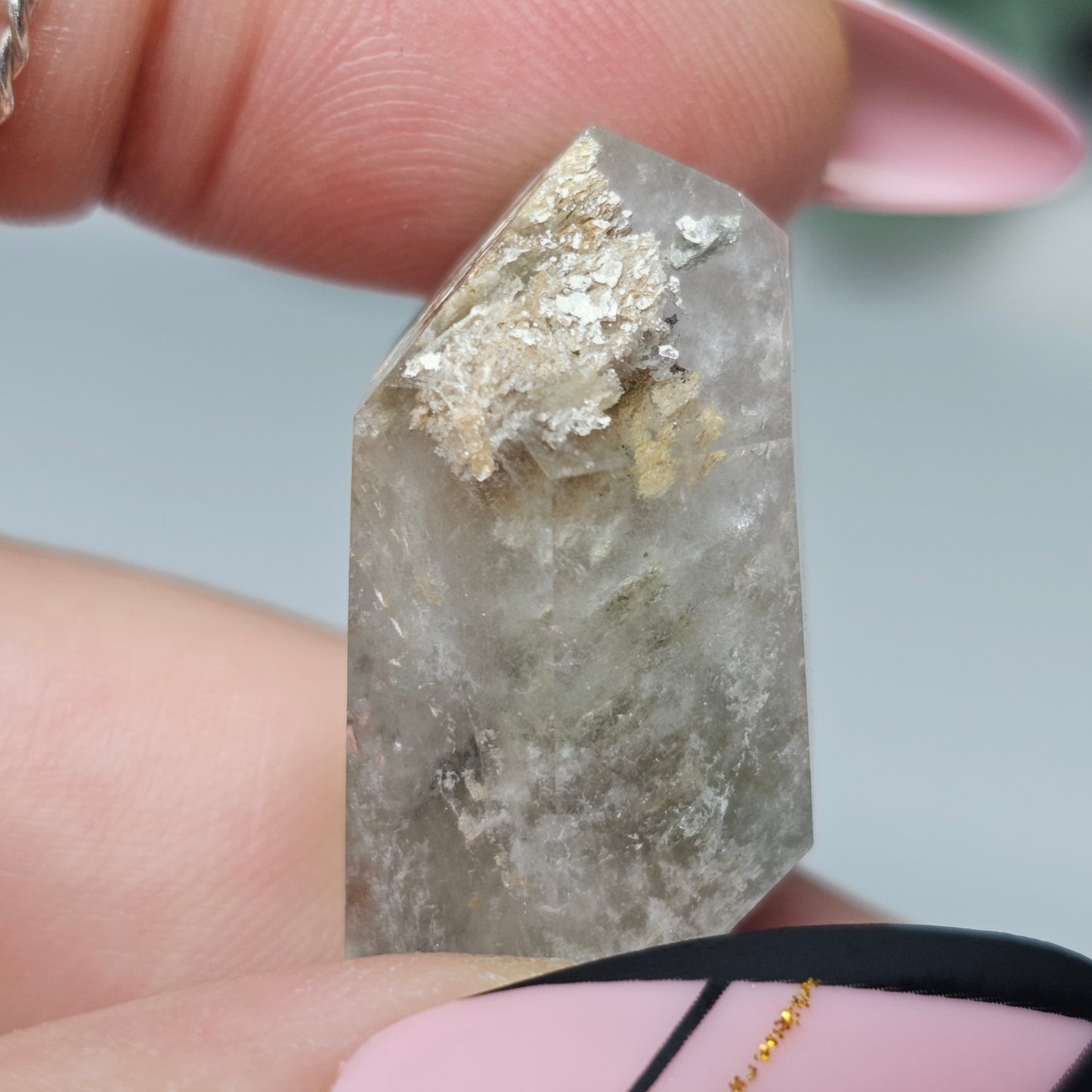 Chlorite Inclusion Quartz Mini Tower