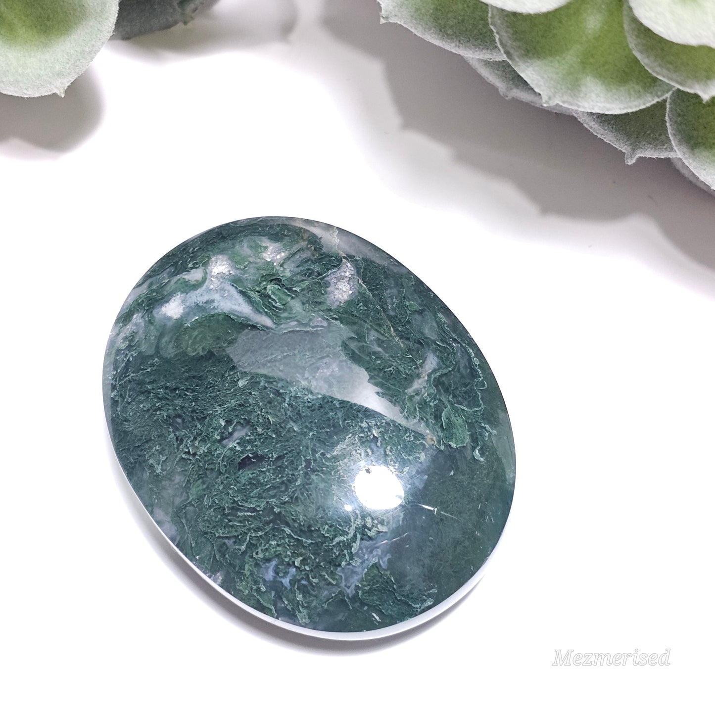 Beautiful quality Moss Agate palm stone from Indonesia