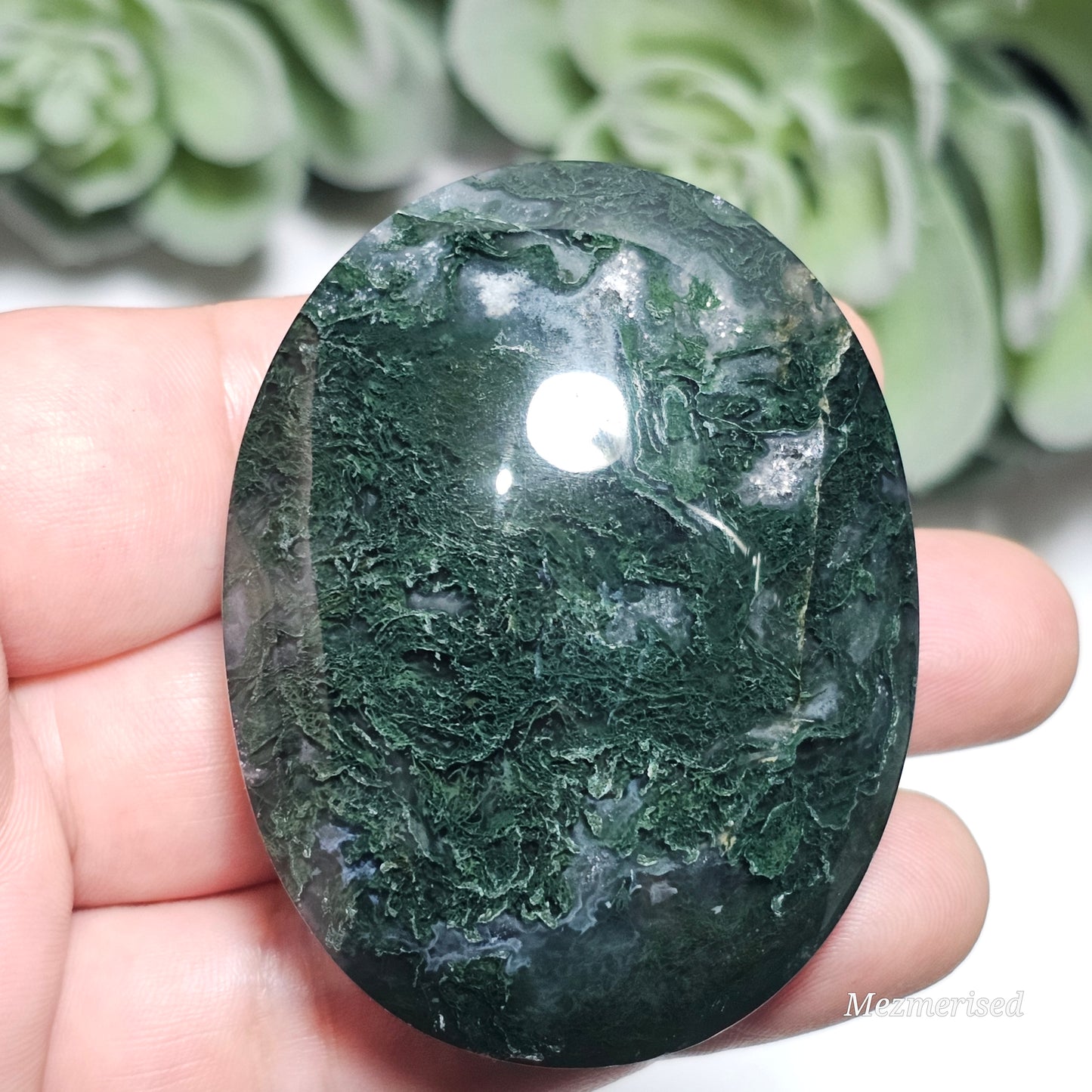 Beautiful quality Moss Agate palm stone from Indonesia