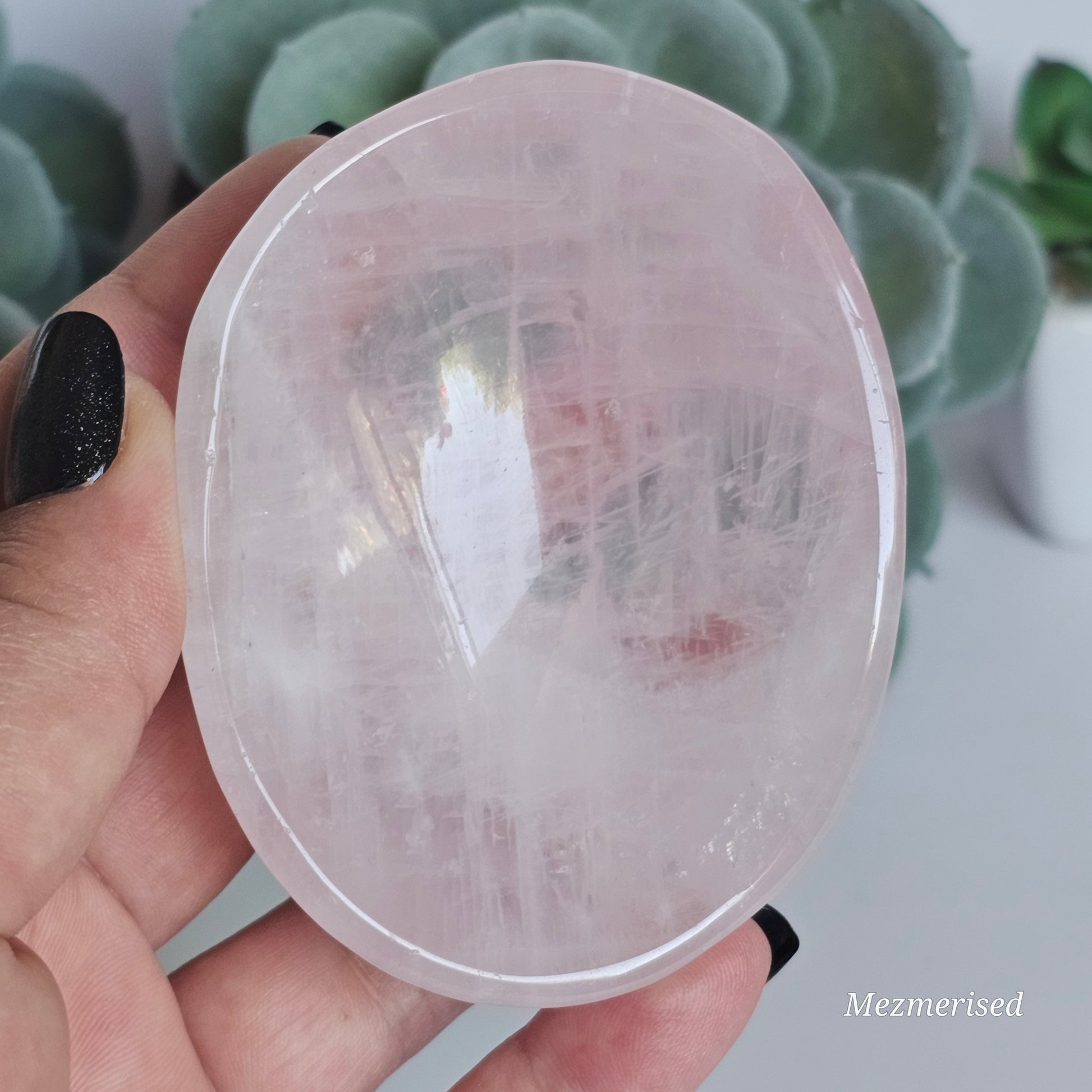 Gorgeous high quality translucent Rose Quartz dish.