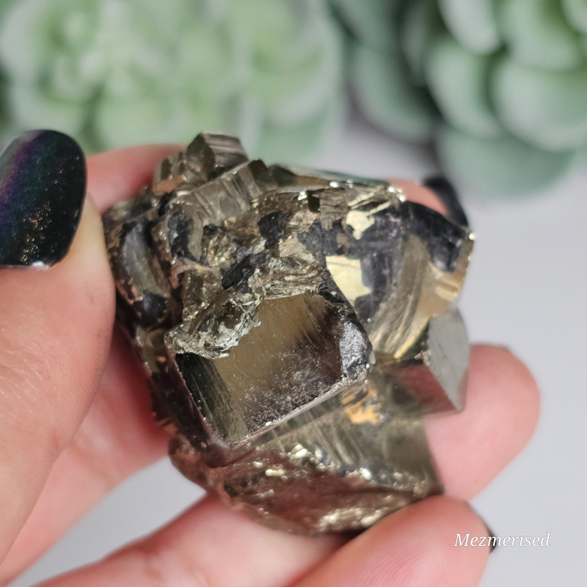 Extra quality Pyrite cluster.