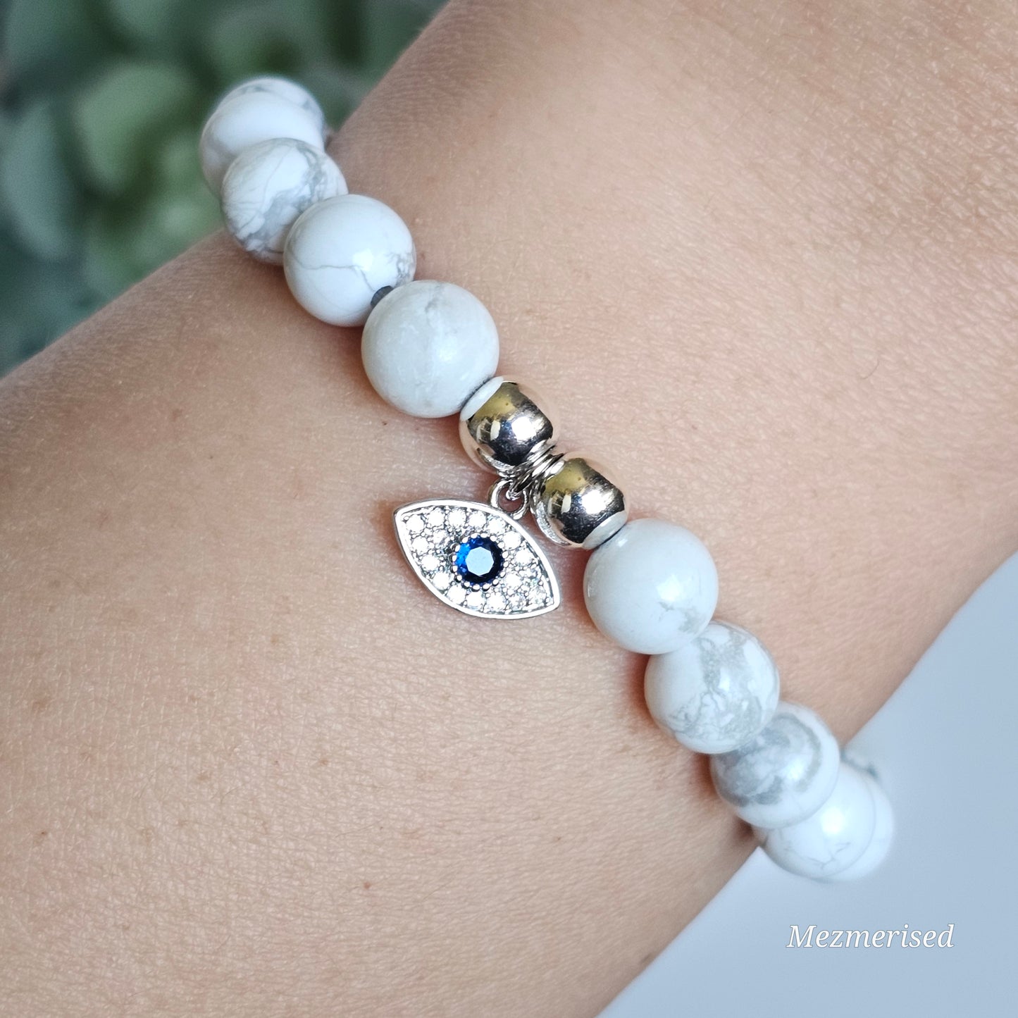 8mm Howlite Bracelet | Gold or Silver