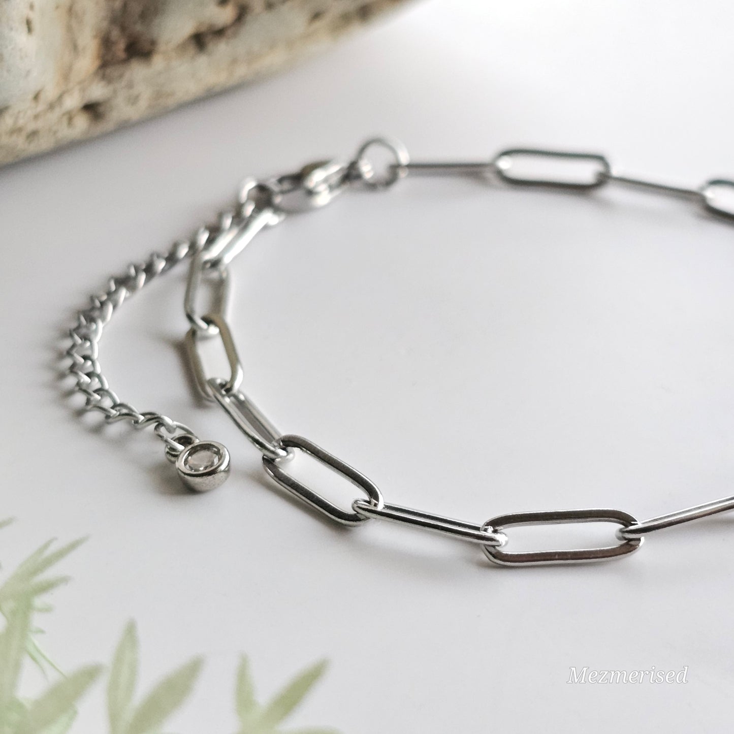 Stainless Steel Paperclip Chain Bracelet | Gold