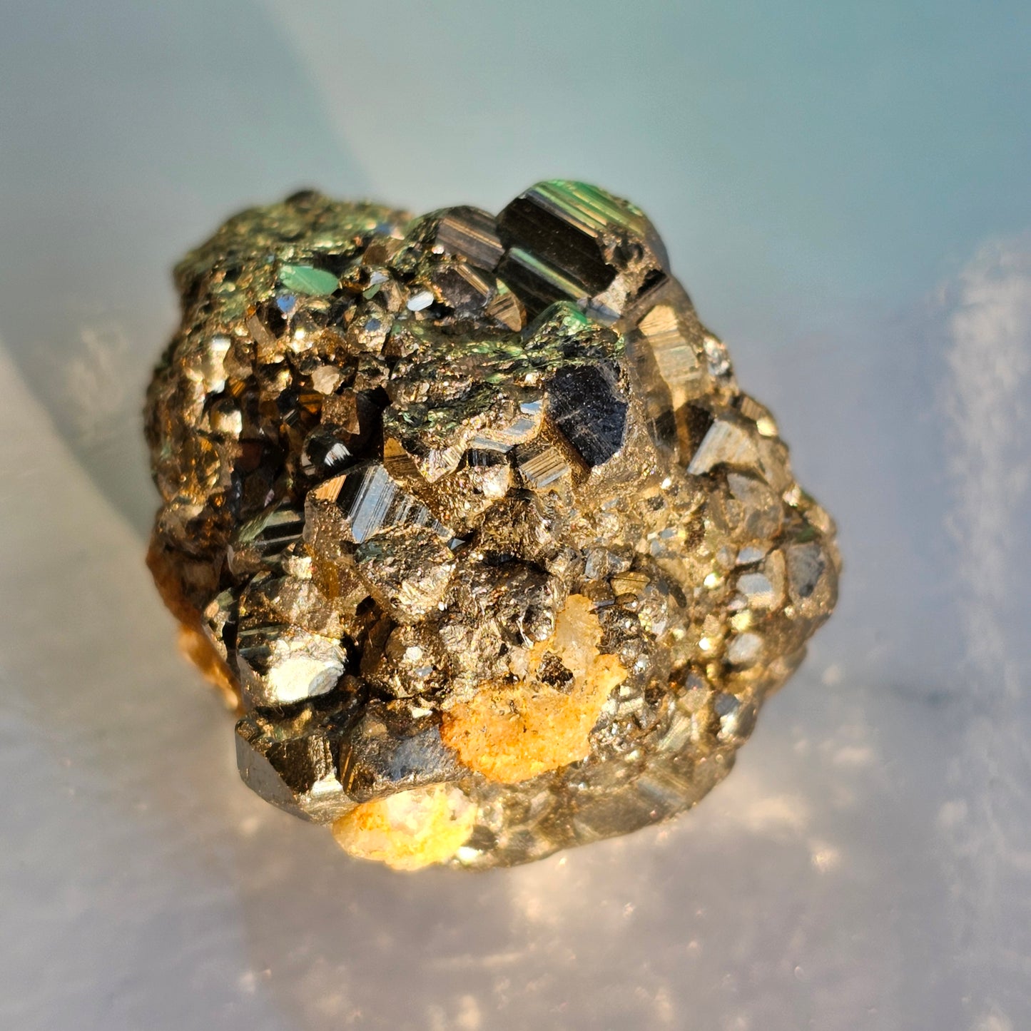 High Quality Pyrite Clusters (Medium)