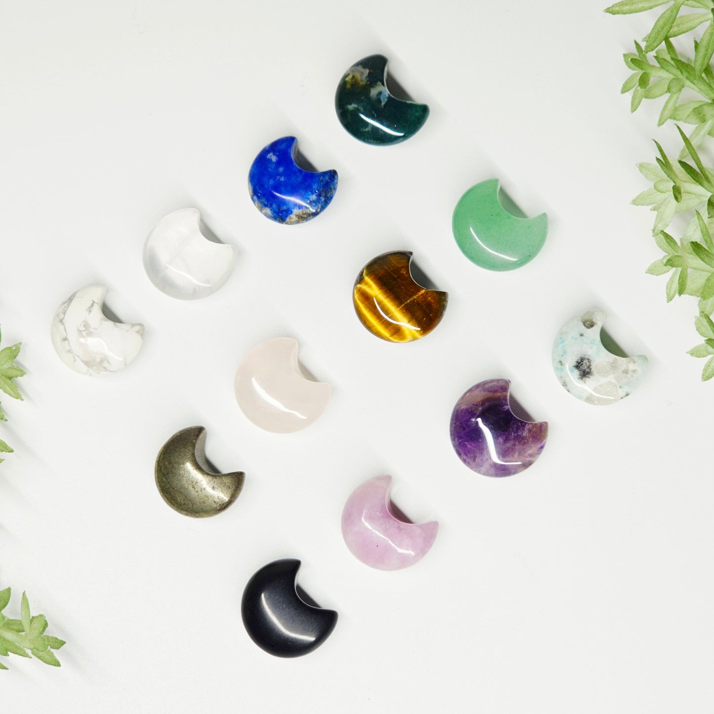 Mini Crescent Moon Carvings | Choose Your Crystal