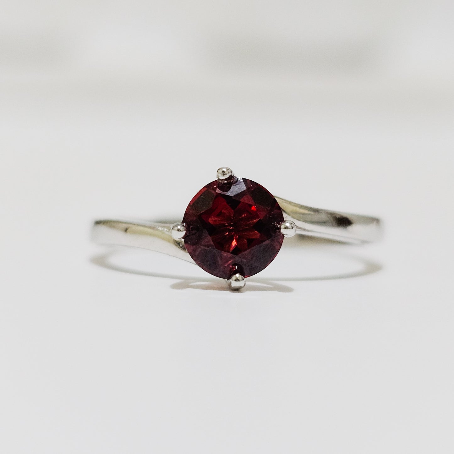 Garnet Solitaire 925 Silver Adjustable Ring