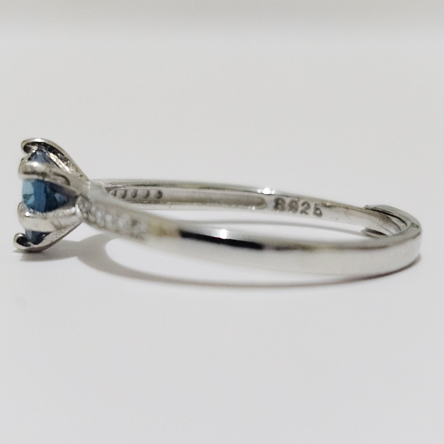 London Blue Topaz & Zircon 925 Silver Adjustable Ring