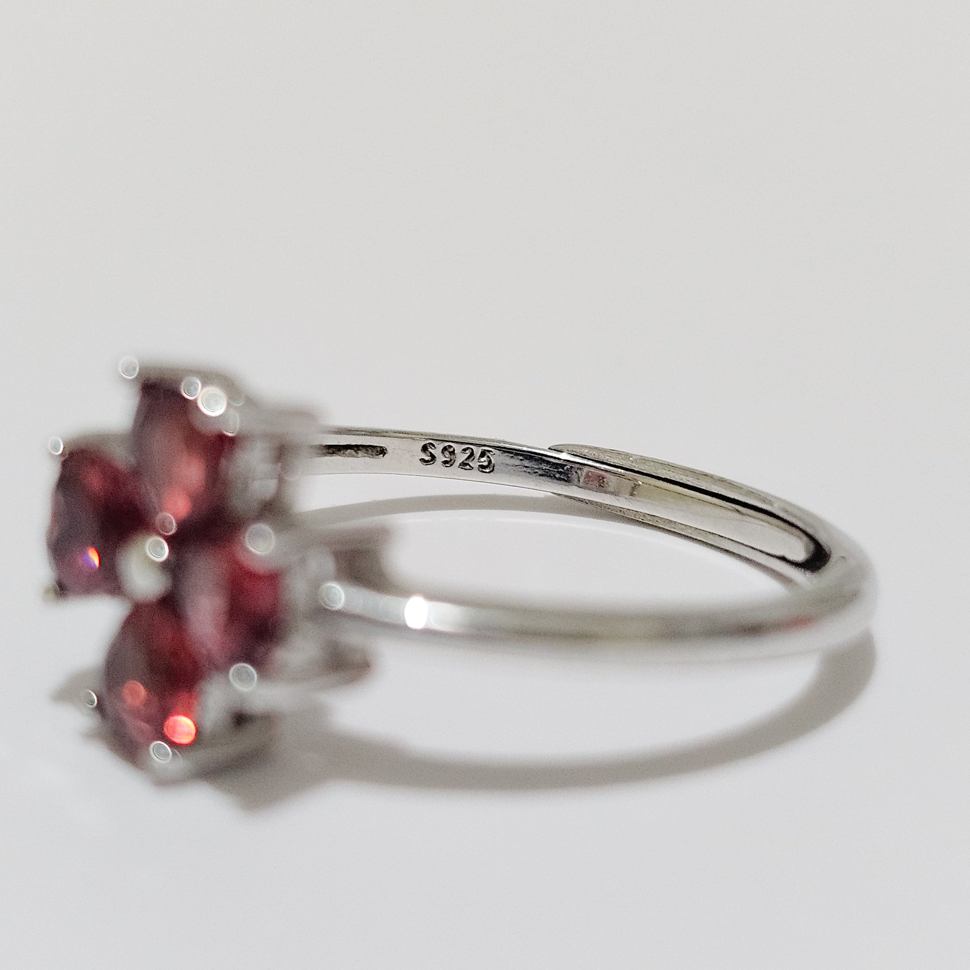 Garnet Clover 925 Silver Adjustable Ring