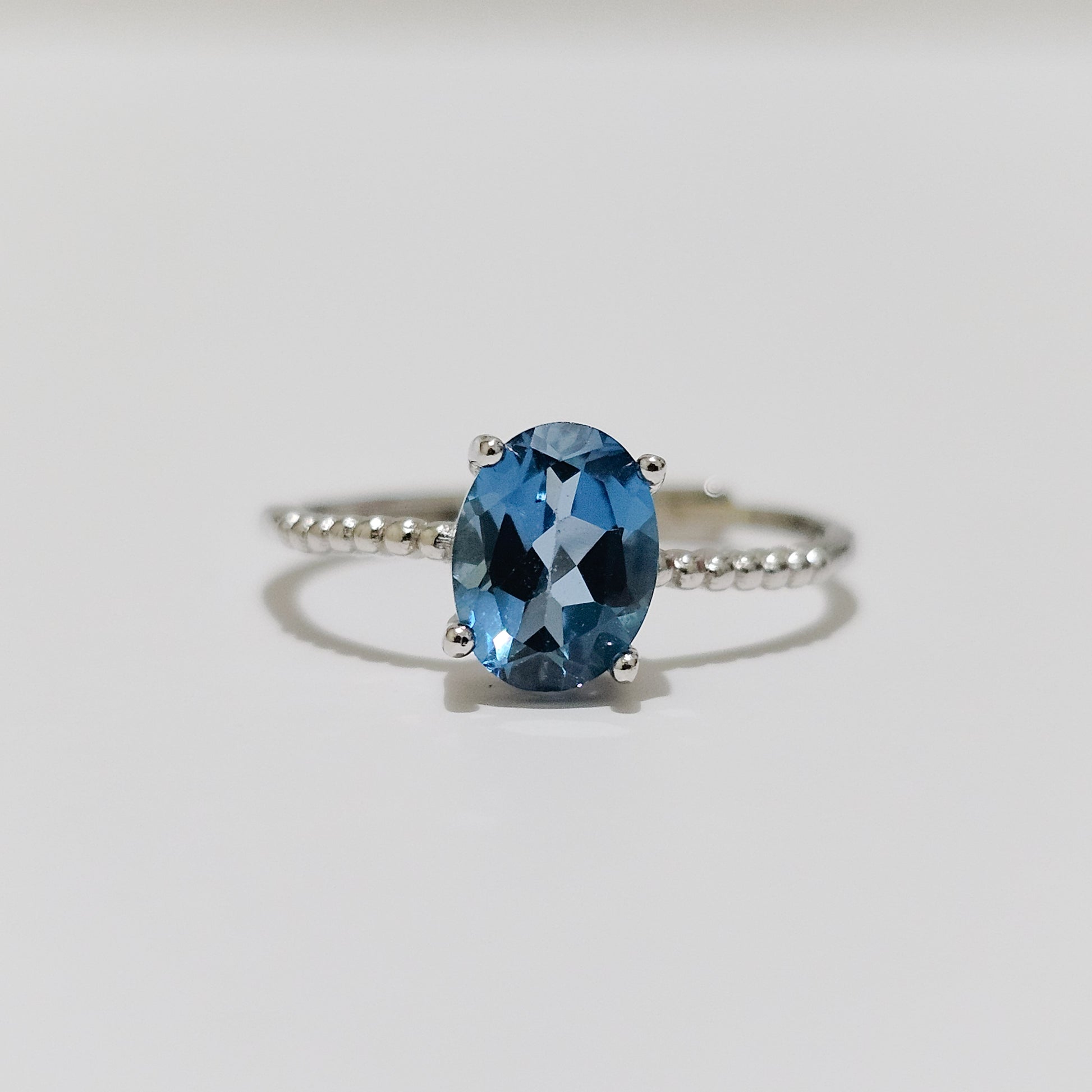 Swiss Blue Topaz Bead Style Shoulder 925 Silver Adjustable Ring