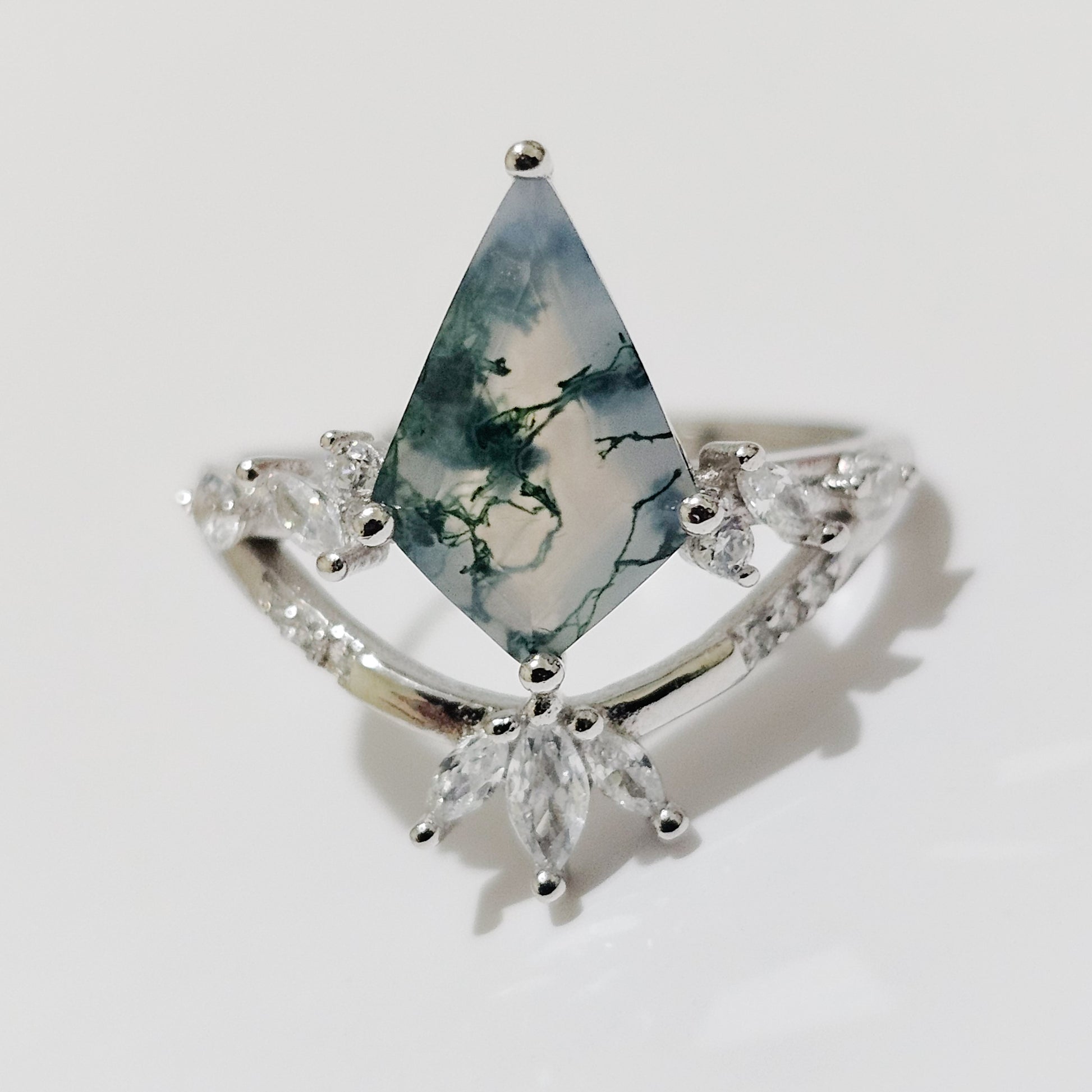 Moss Agate Kite & Zircon with Bridge 925 Silver Adjustable Ring