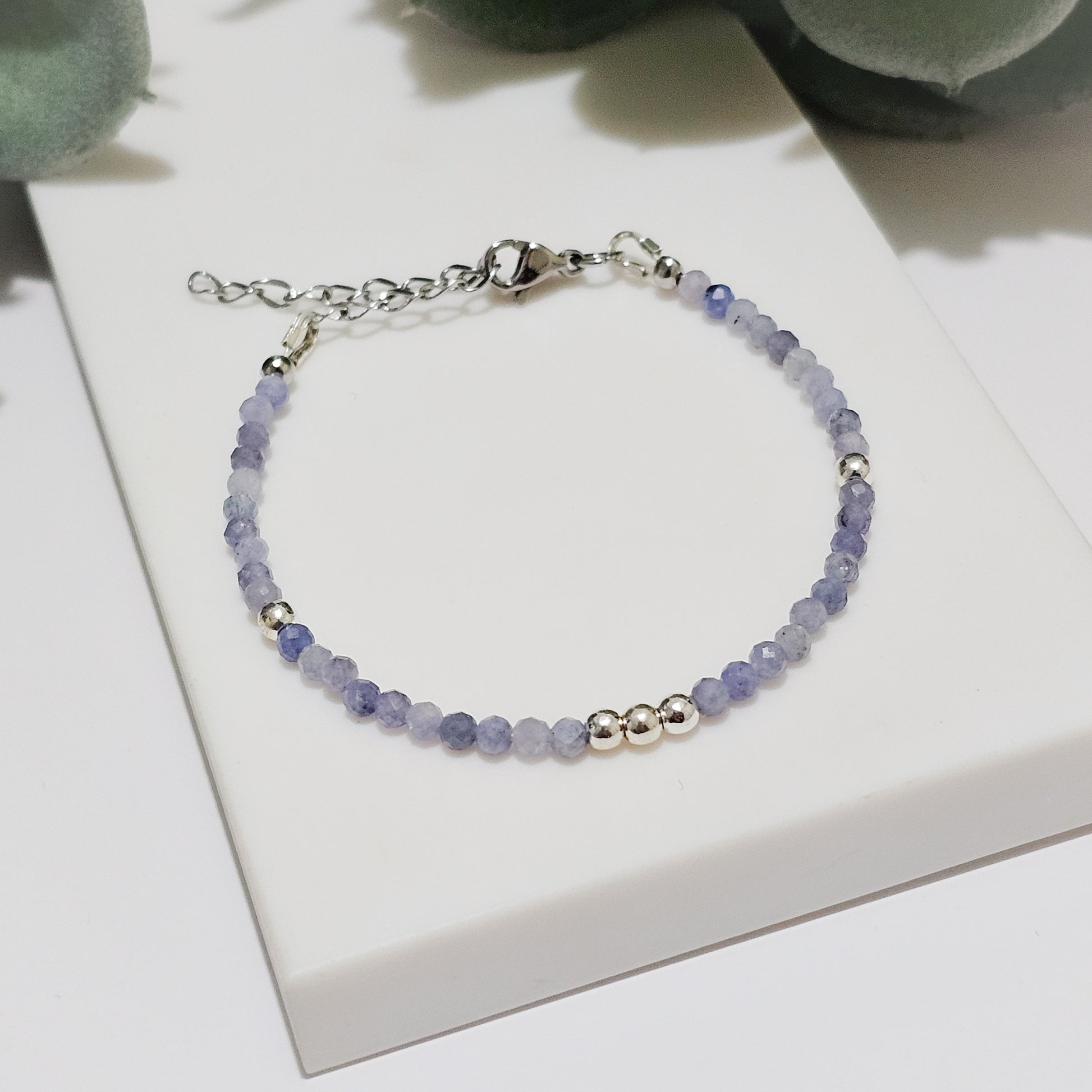 Magnetism Clasp Bracelet | Tanzanite