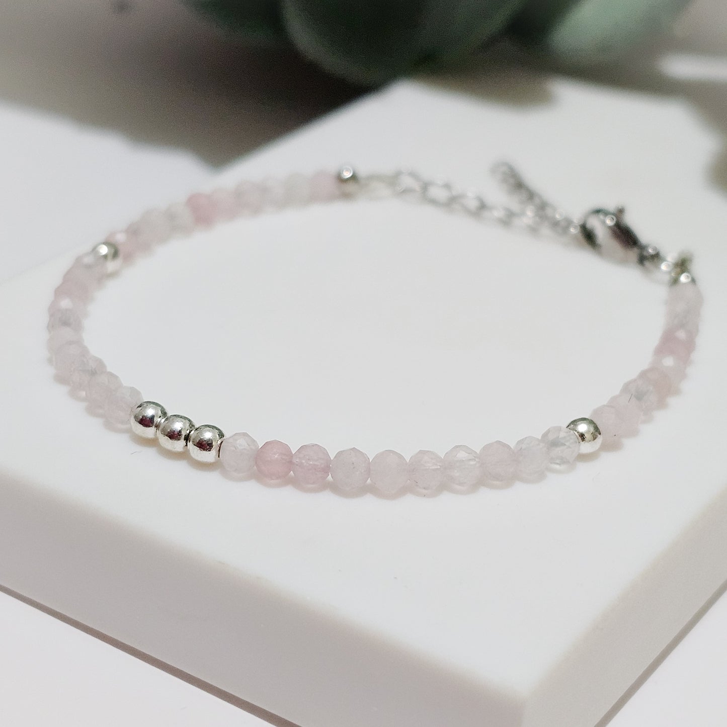 Magnetism Clasp Bracelet | Rose Quartz