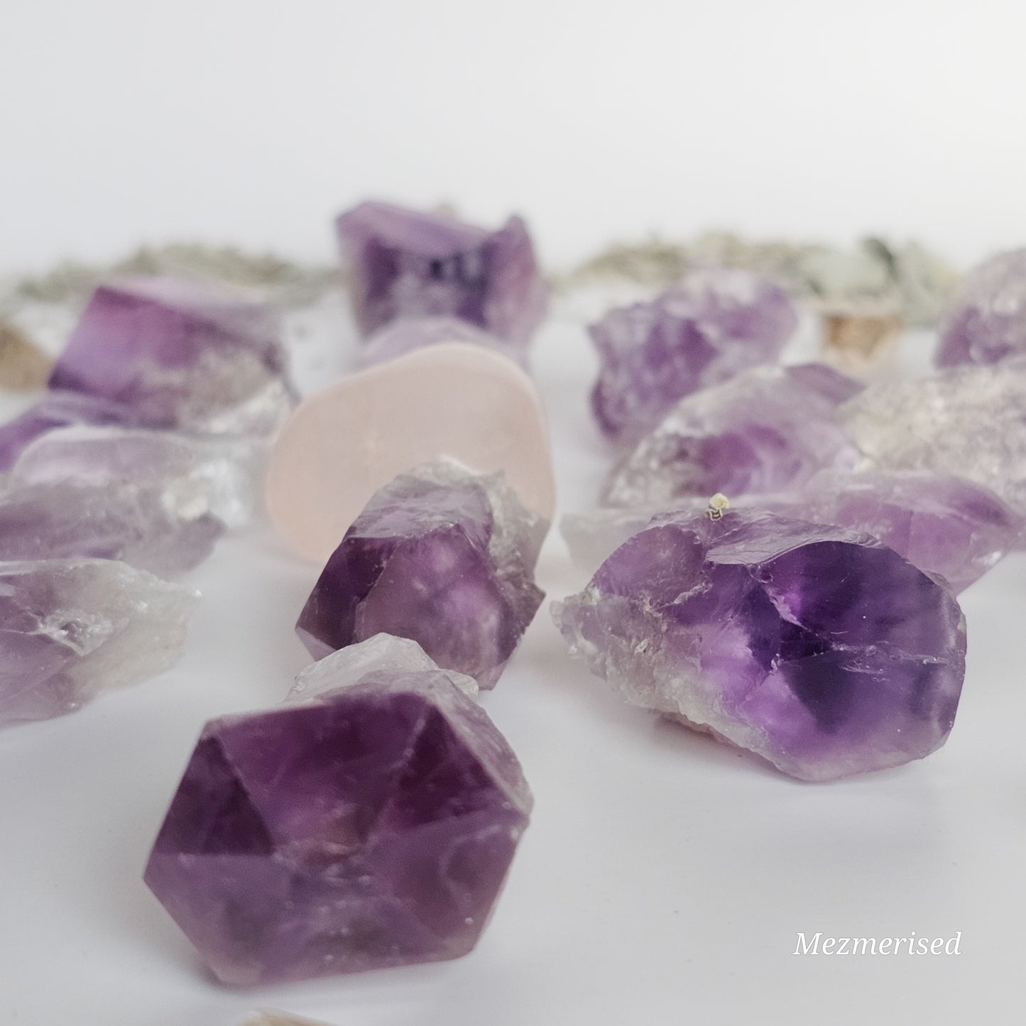 Combine Amethyst for calm, Rose Quartz for love, and Citrine for abundance to enhance positively balanced energy and create a harmonious ambience in your space.