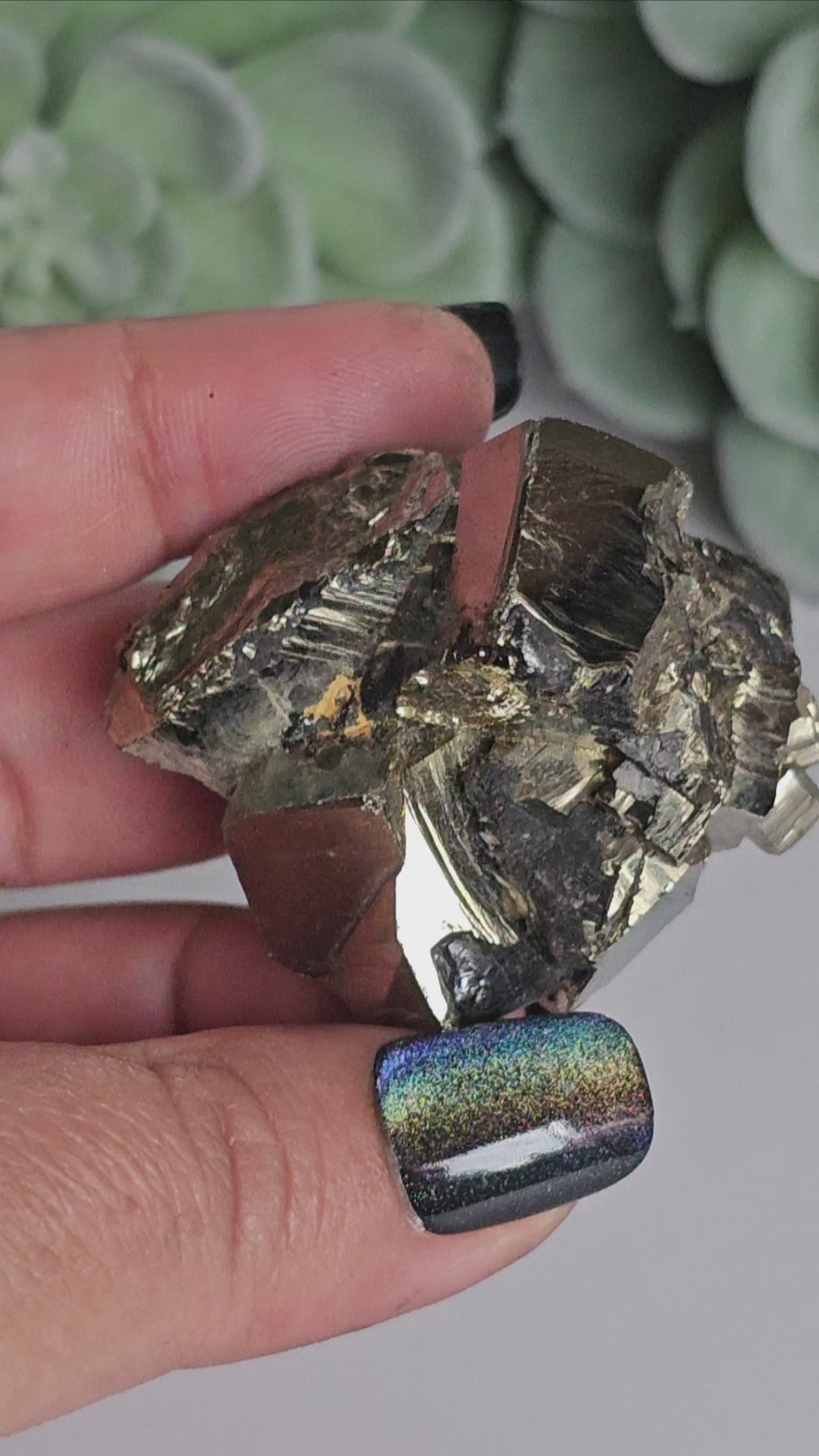 Extra quality Pyrite cluster.