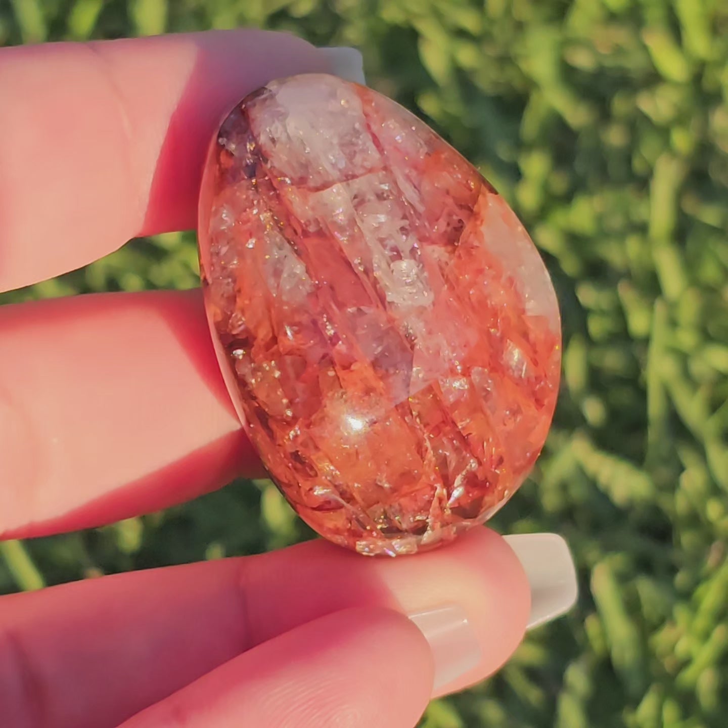 Fire Quartz/Red Hematoid Quartz/Ferruginous Quartz Palm Stone (A)