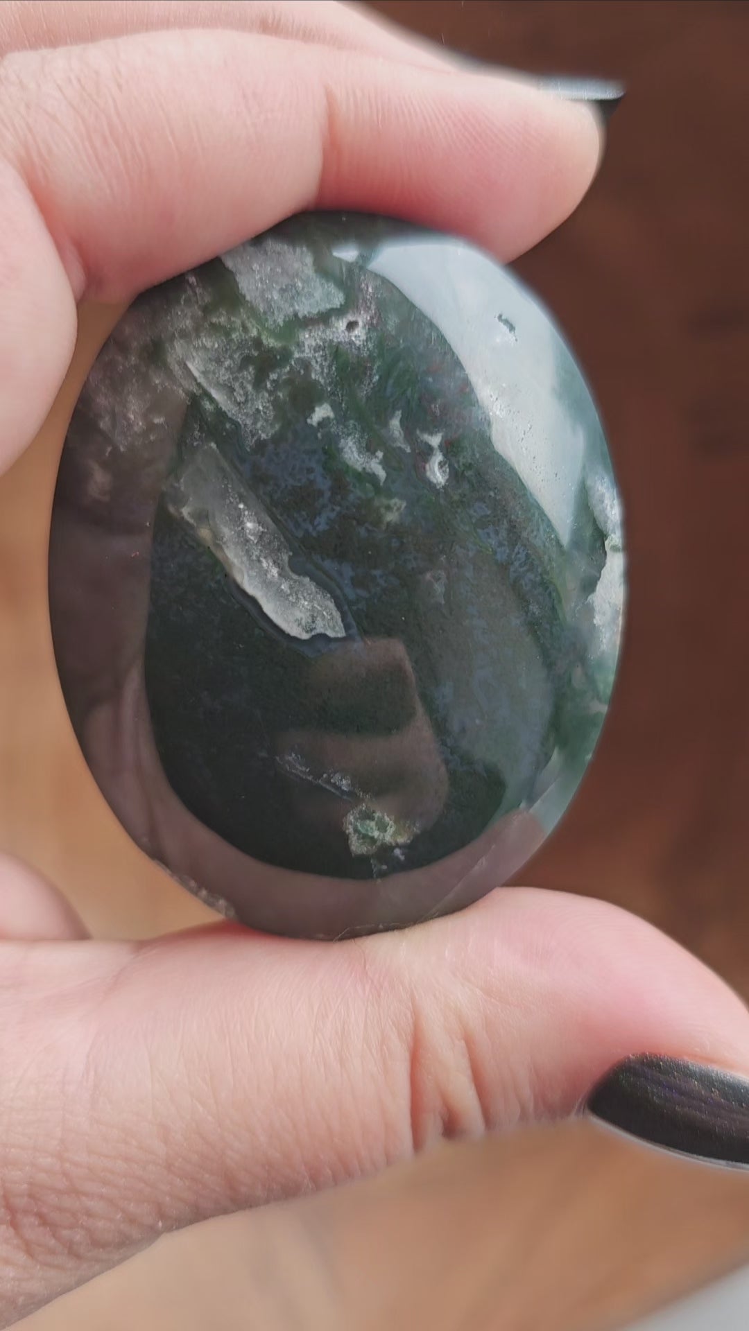 Beautiful quality Moss Agate palm stone from Indonesia