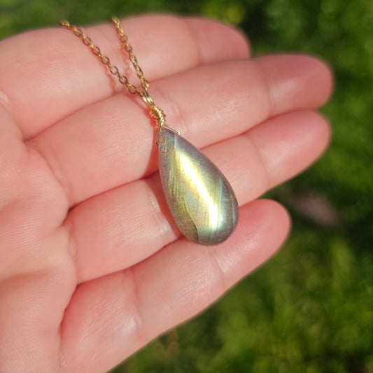 Labradorite Necklace (#59) | Green & Blue Flash