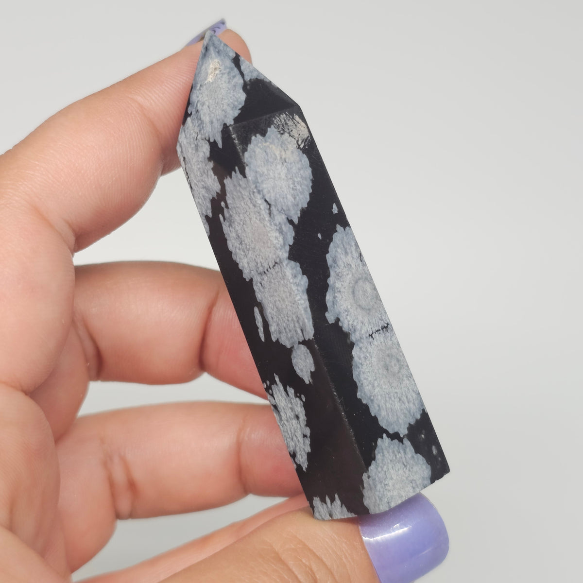 Snowflake Obsidian Tower | C