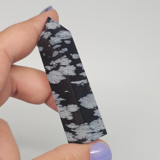 Snowflake Obsidian Tower | B